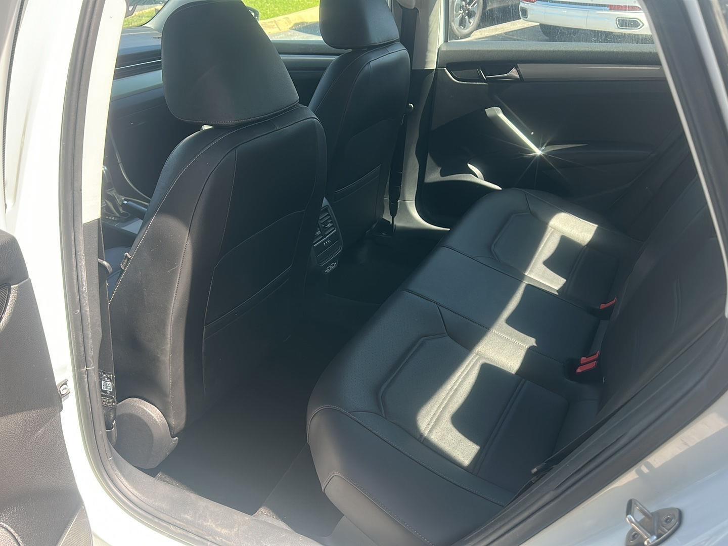 Volkswagen Passat SE 2022