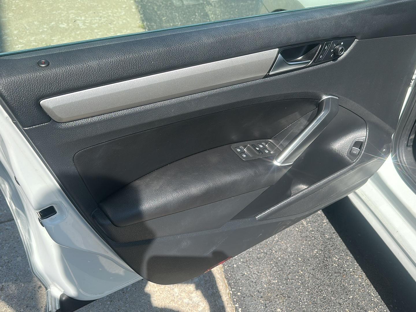 Volkswagen Passat SE 2022