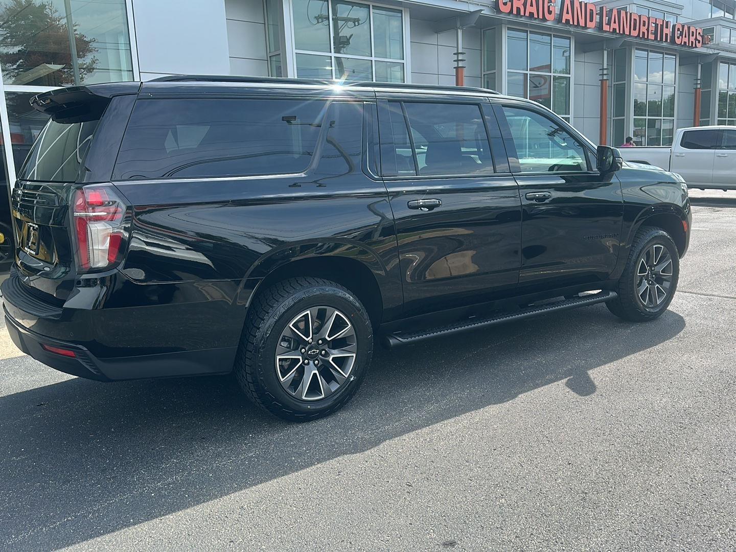 Chevrolet Suburban Z71 2023
