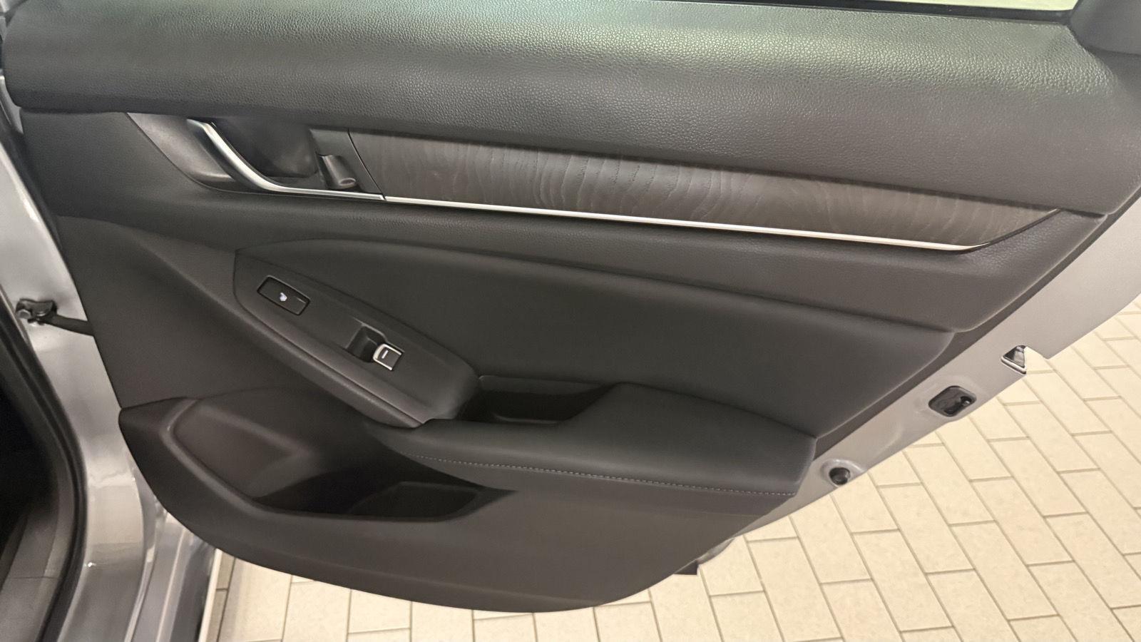 Honda Accord Touring CVT 2018