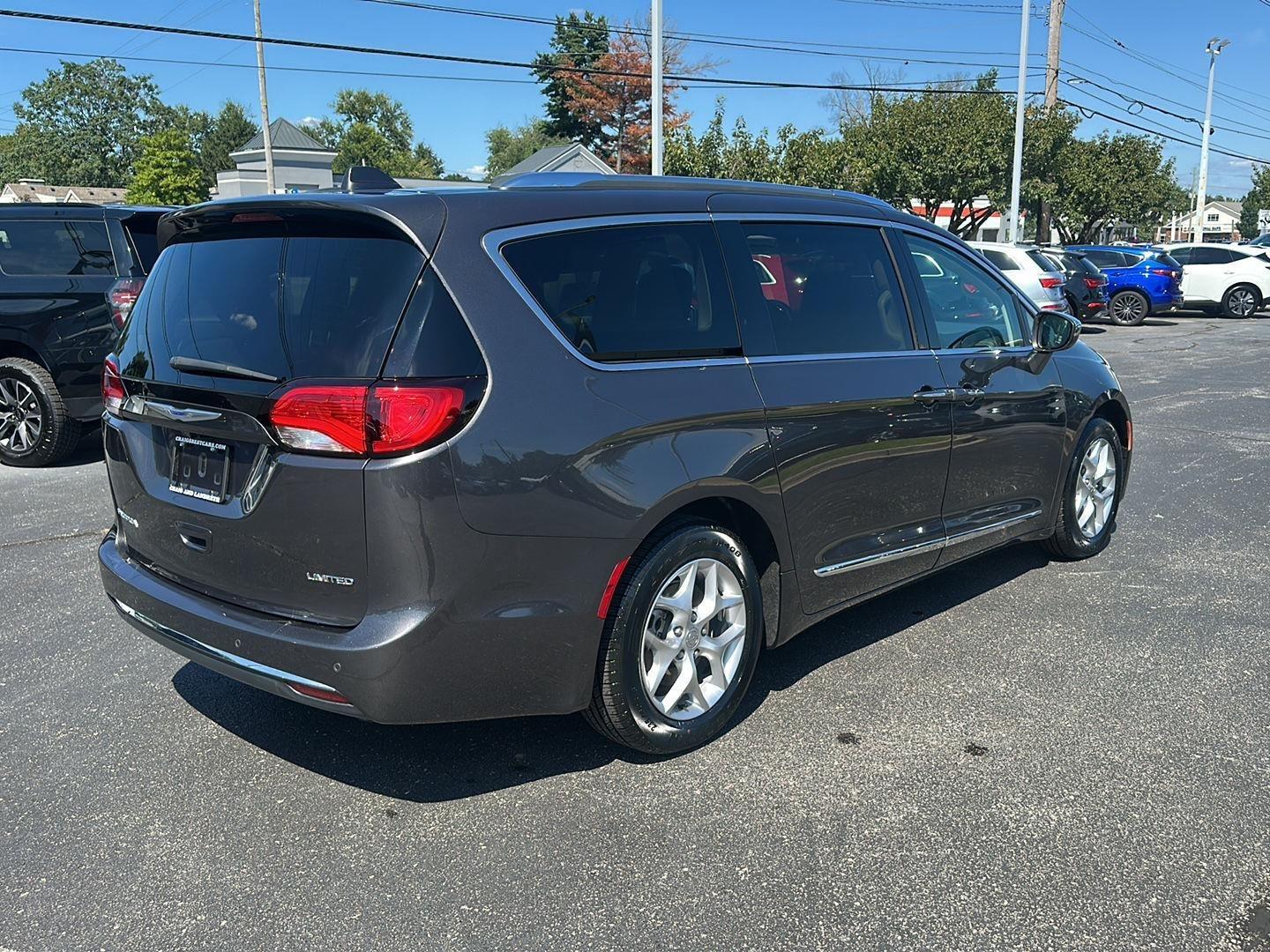 Chrysler Pacifica Limited 2019