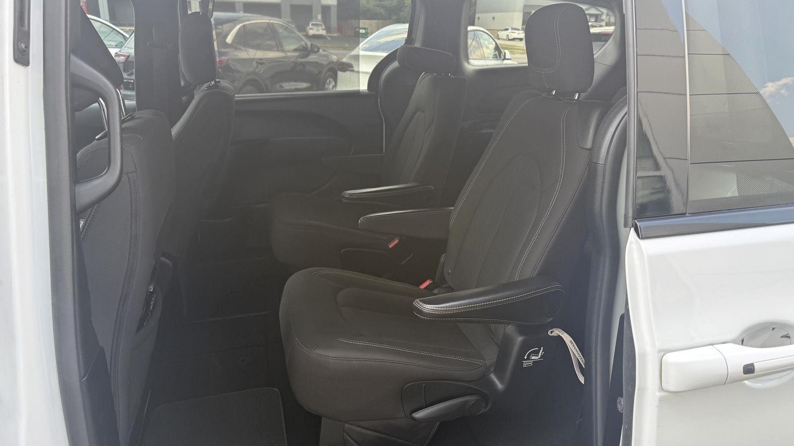 Chrysler Pacifica Touring Plus 2018