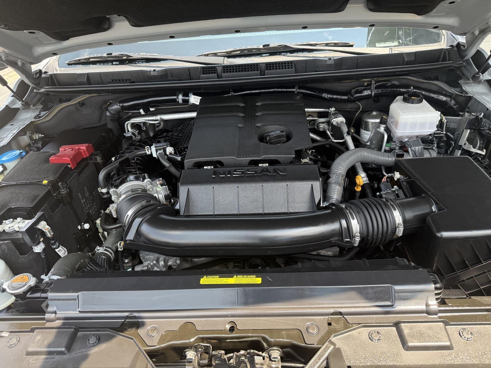 Nissan Frontier PRO-4X Crew Cab 4WD 2024