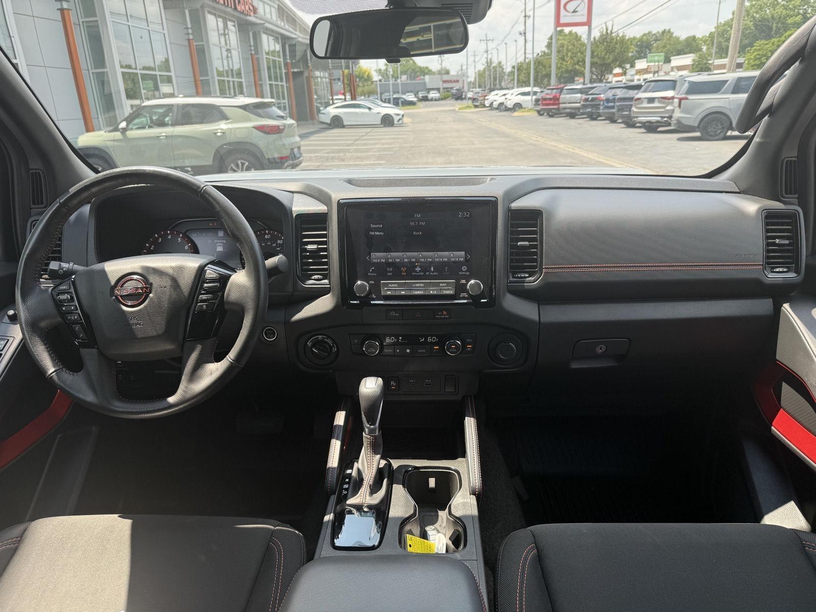 Nissan Frontier PRO-4X Crew Cab 4WD 2024