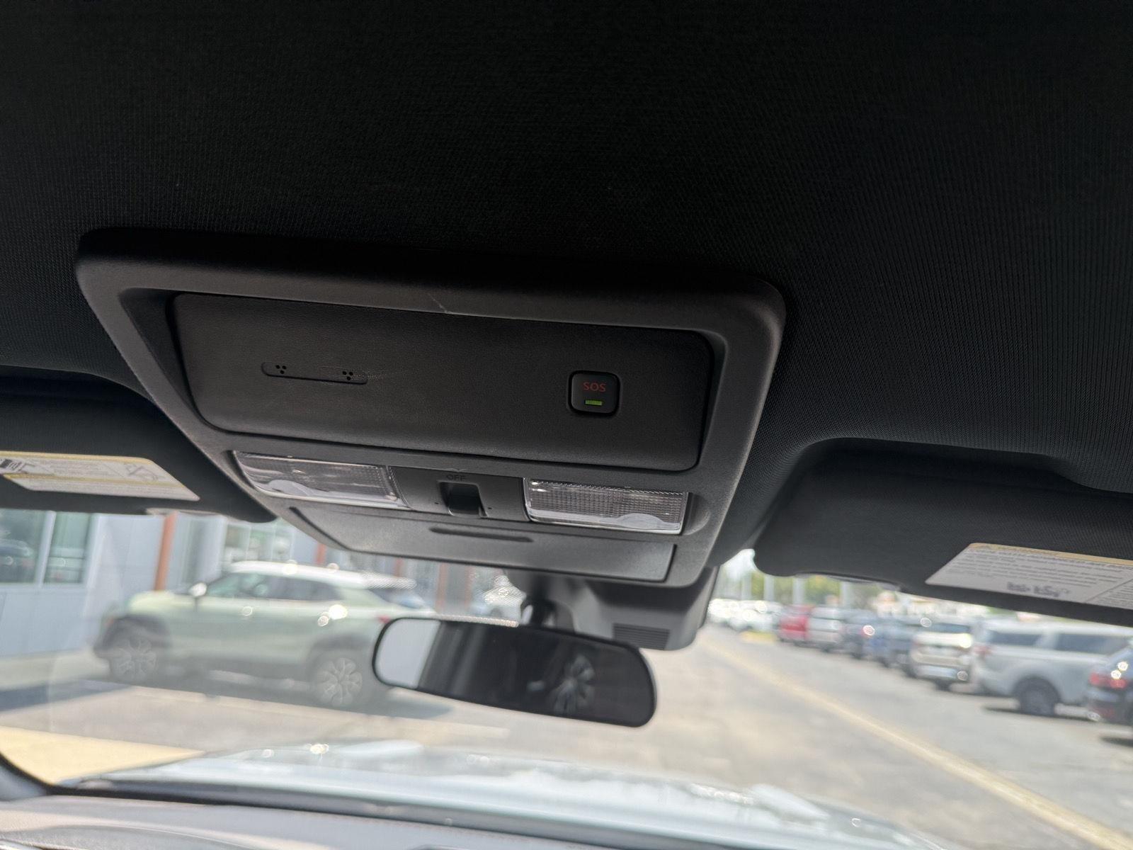 Nissan Frontier PRO-4X Crew Cab 4WD 2024