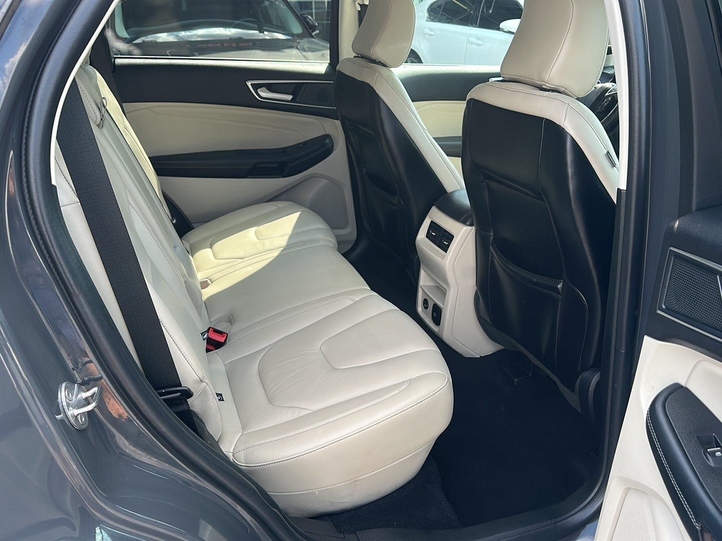 Ford Edge Titanium 2021