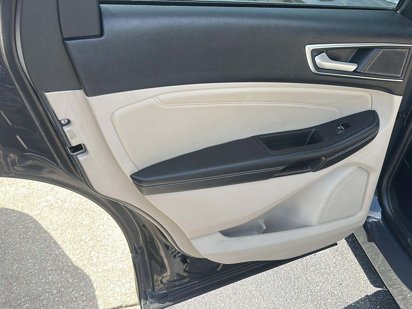 Ford Edge Titanium 2021
