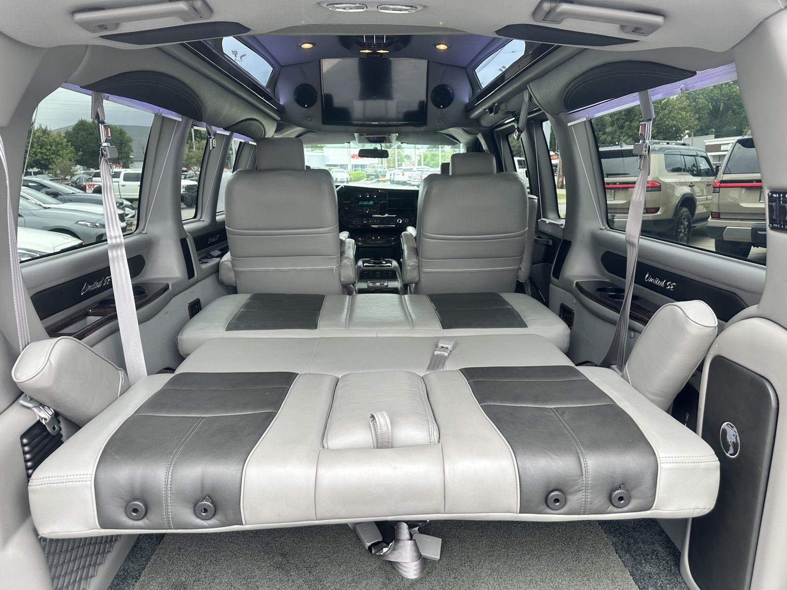 GMC Savana G2500 Cargo 2016