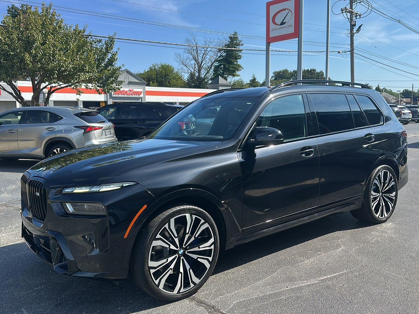 BMW X7 M60i 2024
