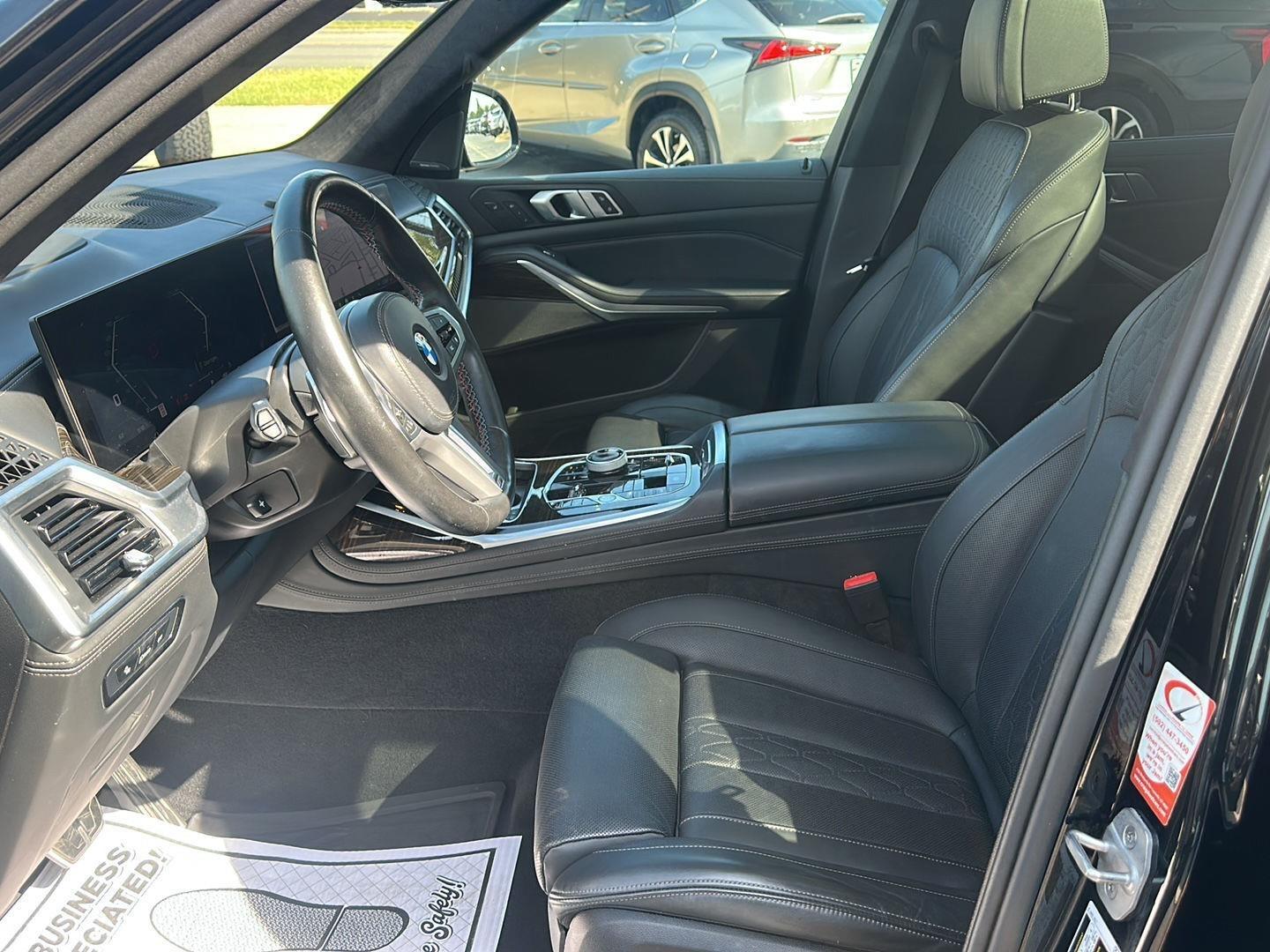 BMW X7 M60i 2024