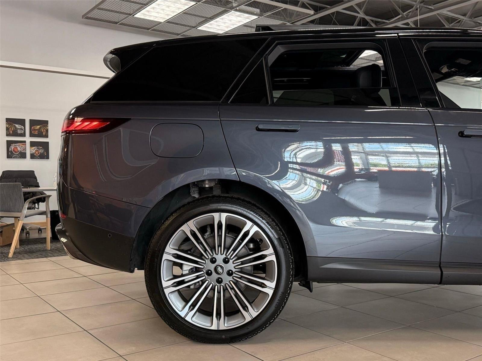 Land Rover Range Rover Sport P400 Dynamic 2025