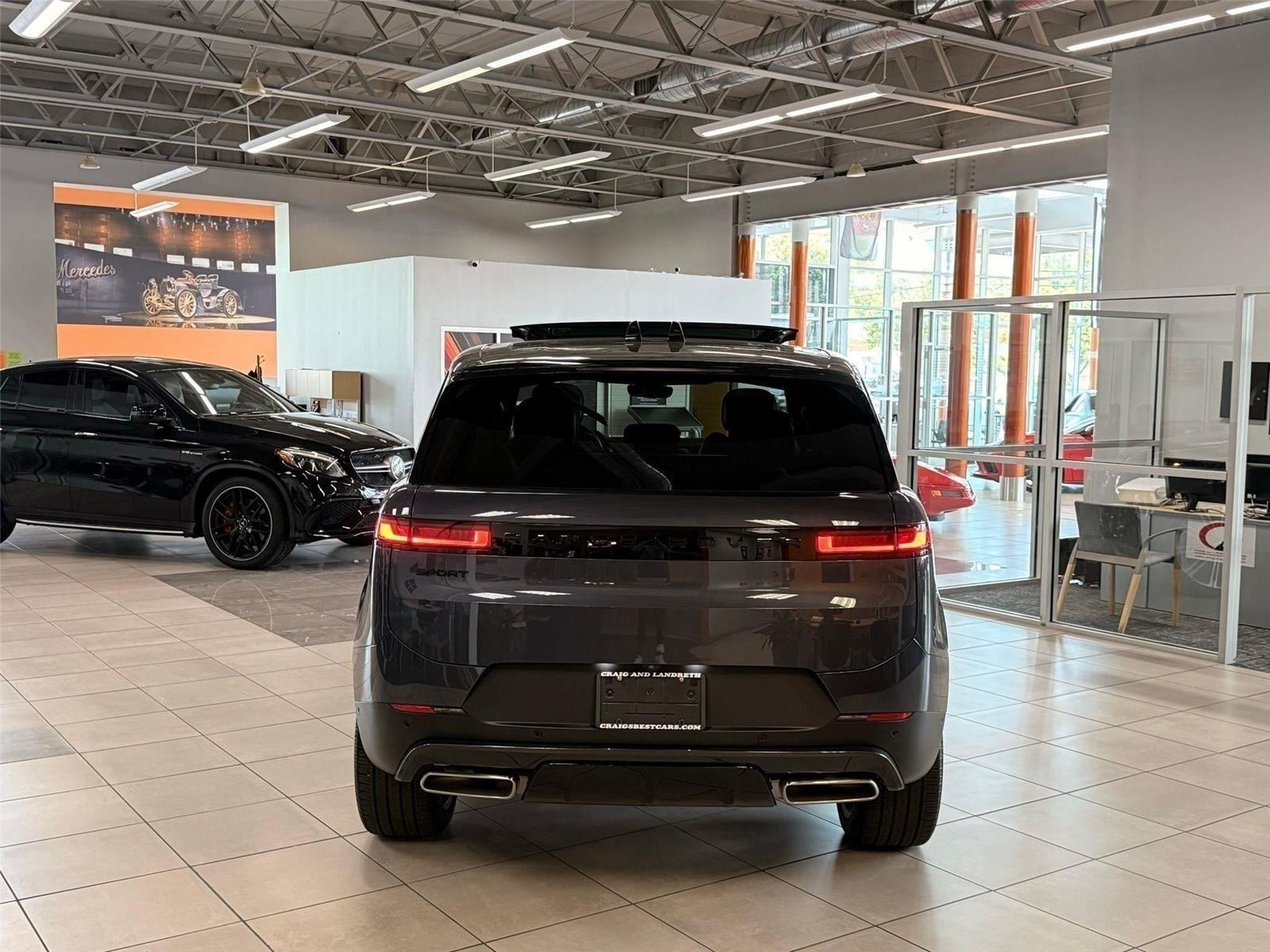 Land Rover Range Rover Sport P400 Dynamic 2025