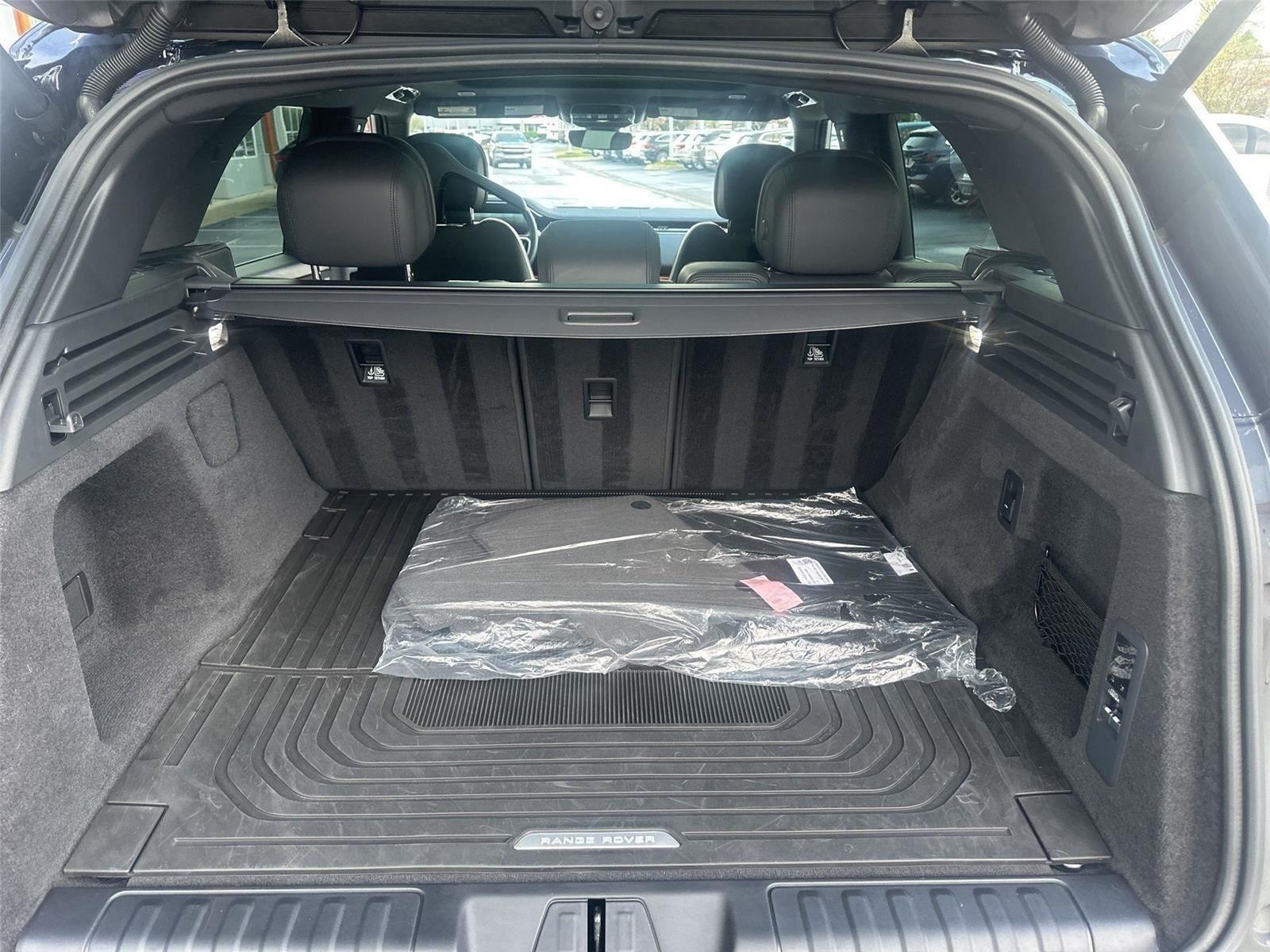 Land Rover Range Rover Sport P400 Dynamic 2025