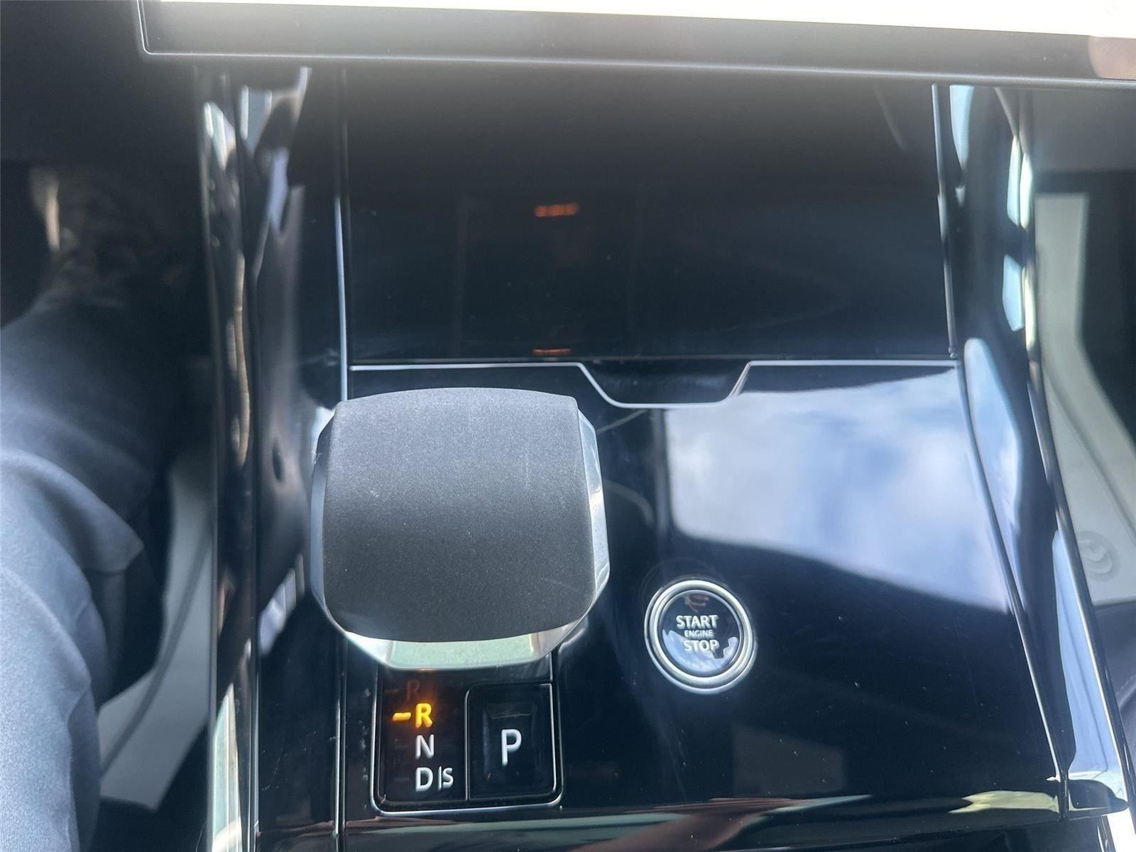 Land Rover Range Rover Sport P400 Dynamic 2025