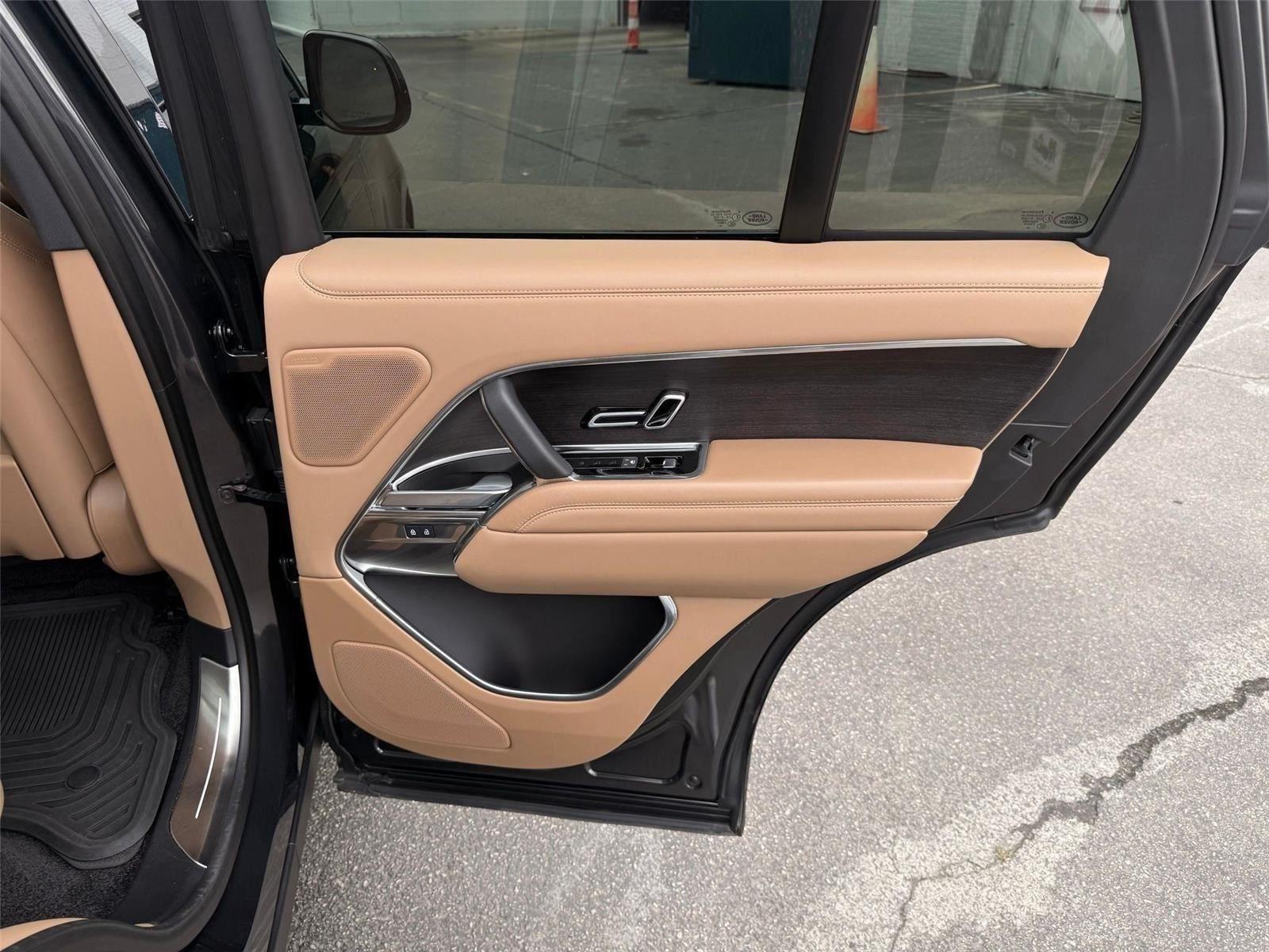Land Rover Range Rover SE SWB 5 2025