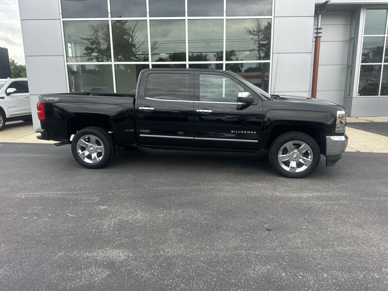 Chevrolet Silverado 1500 LTZ Crew Cab 4WD 2017