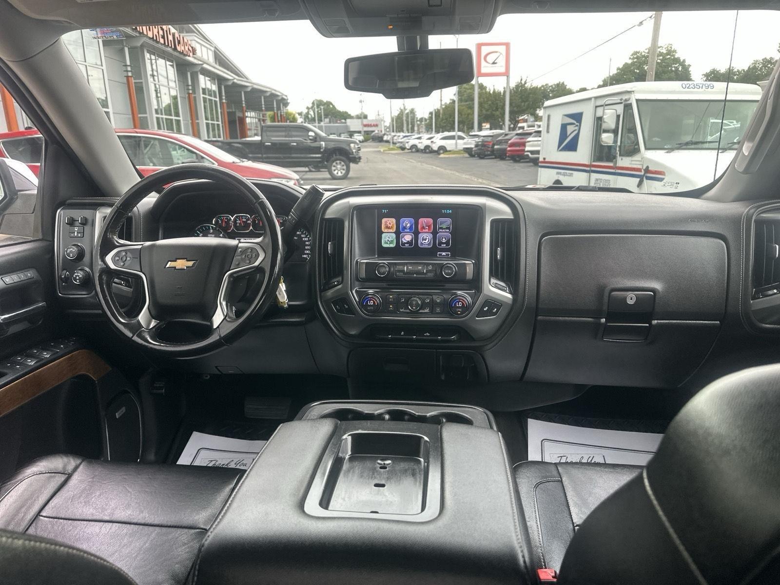 Chevrolet Silverado 1500 LTZ Crew Cab 4WD 2017