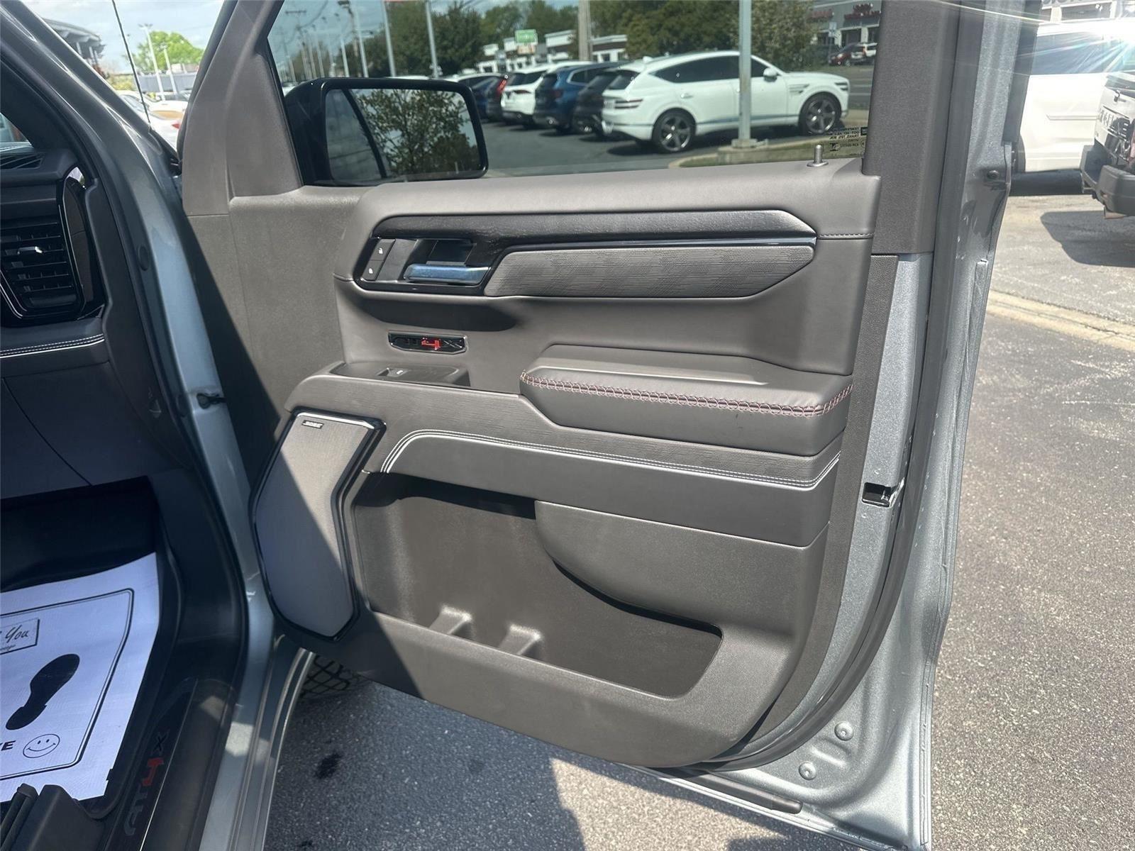 GMC Sierra 1500 AT4X Crew Cab 4WD 2026