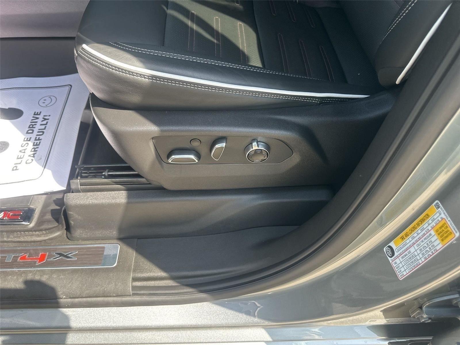 GMC Sierra 1500 AT4X Crew Cab 4WD 2026