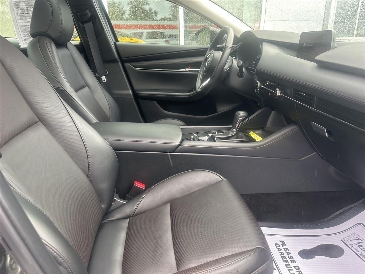 Mazda MAZDA3 Premium Plus AWD 2025