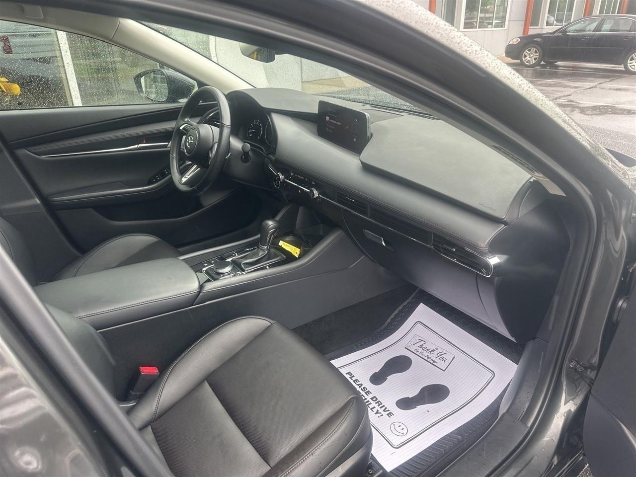 Mazda MAZDA3 Premium Plus AWD 2025
