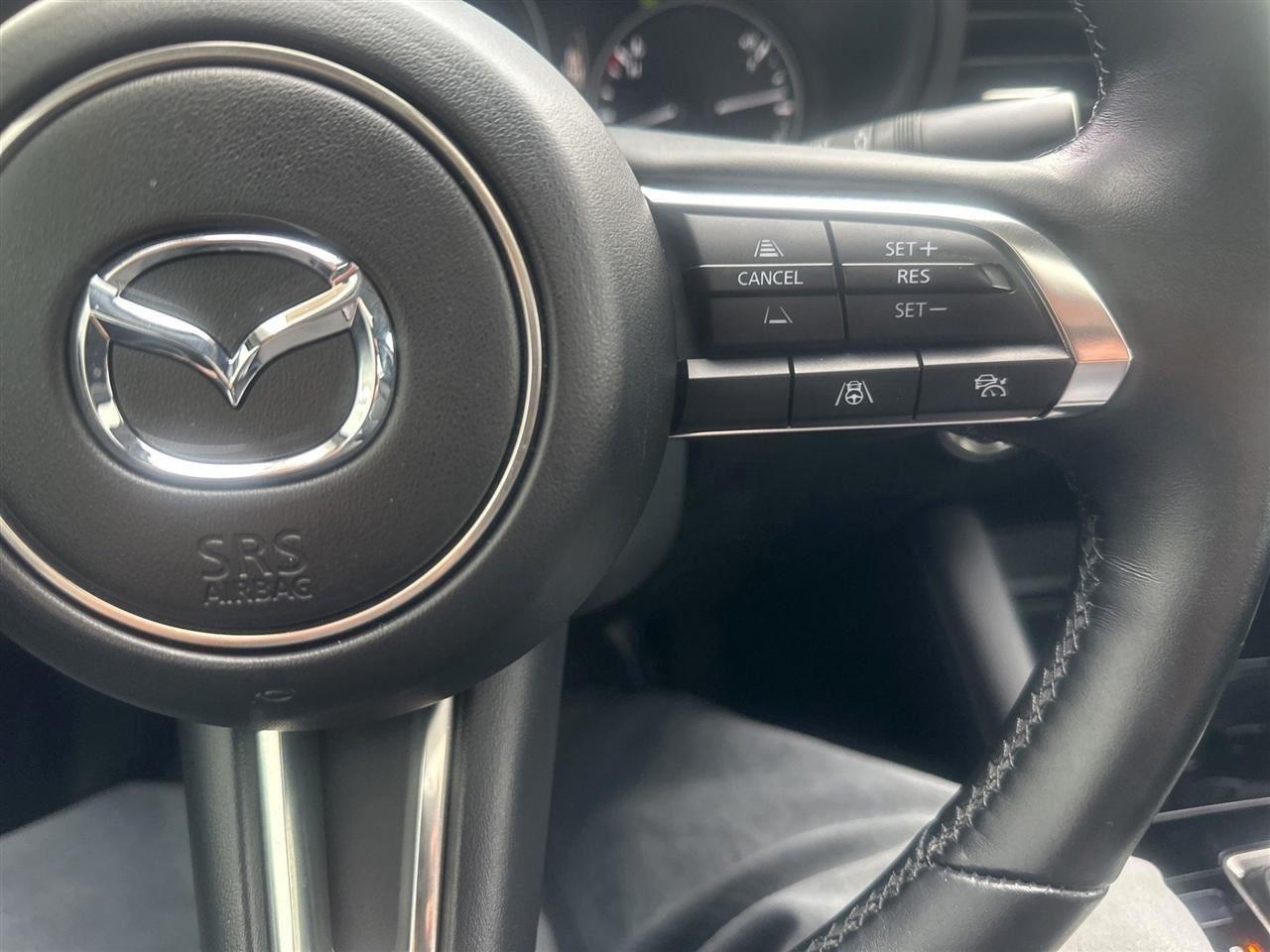 Mazda MAZDA3 Premium Plus AWD 2025
