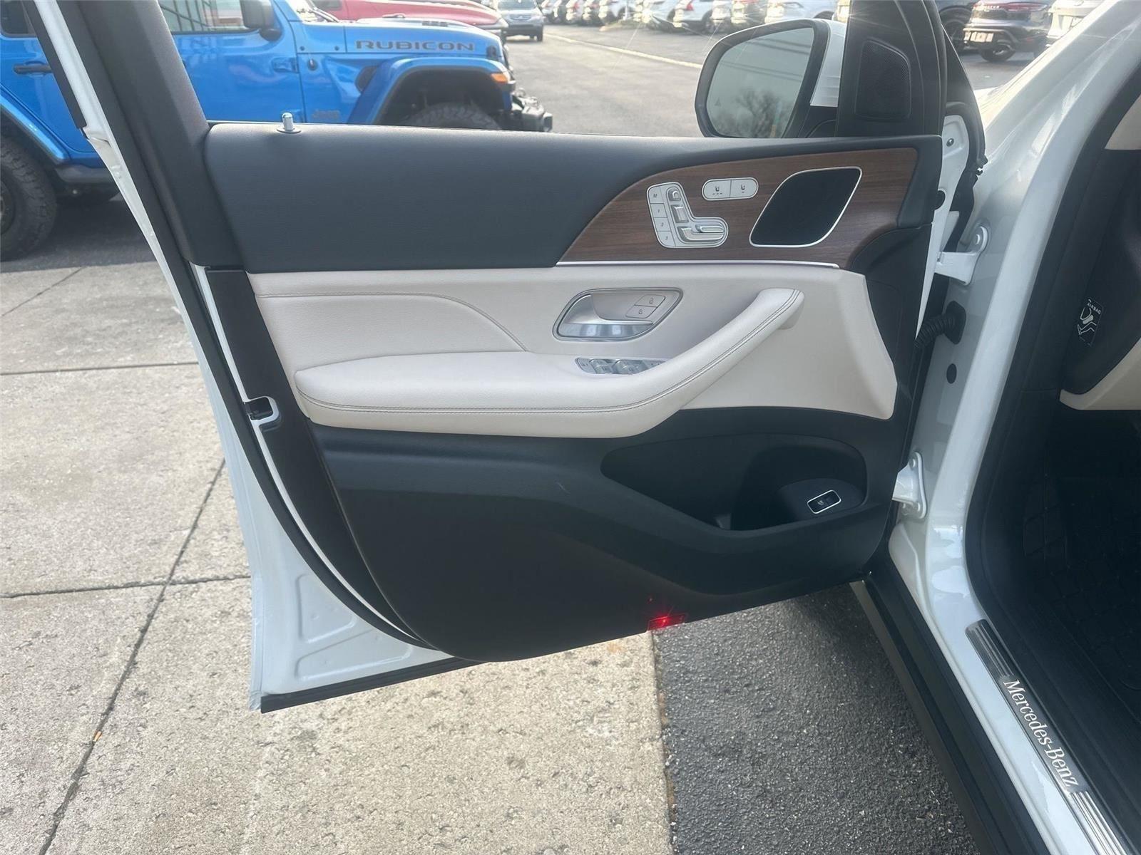 Mercedes-Benz GLE-Class GLE350 4MATIC 2025