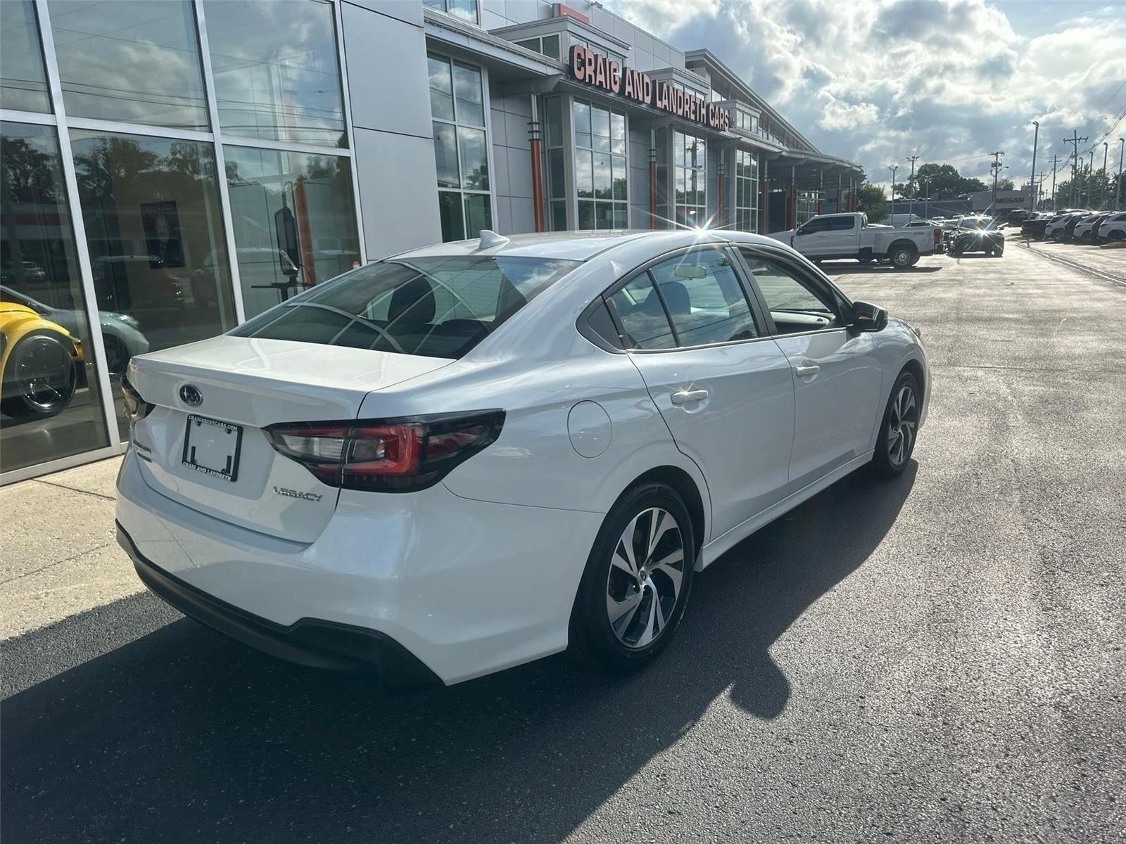 Subaru Legacy Premium 2023