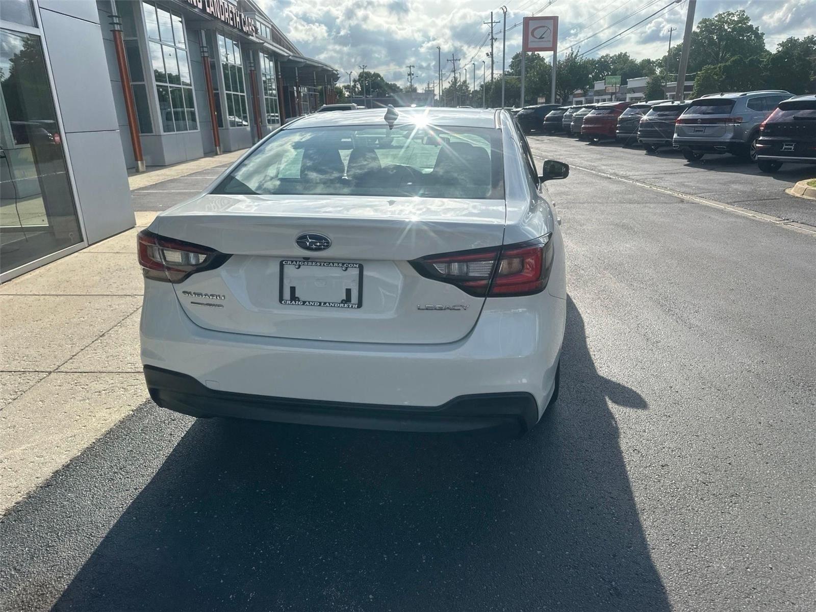 Subaru Legacy Premium 2023