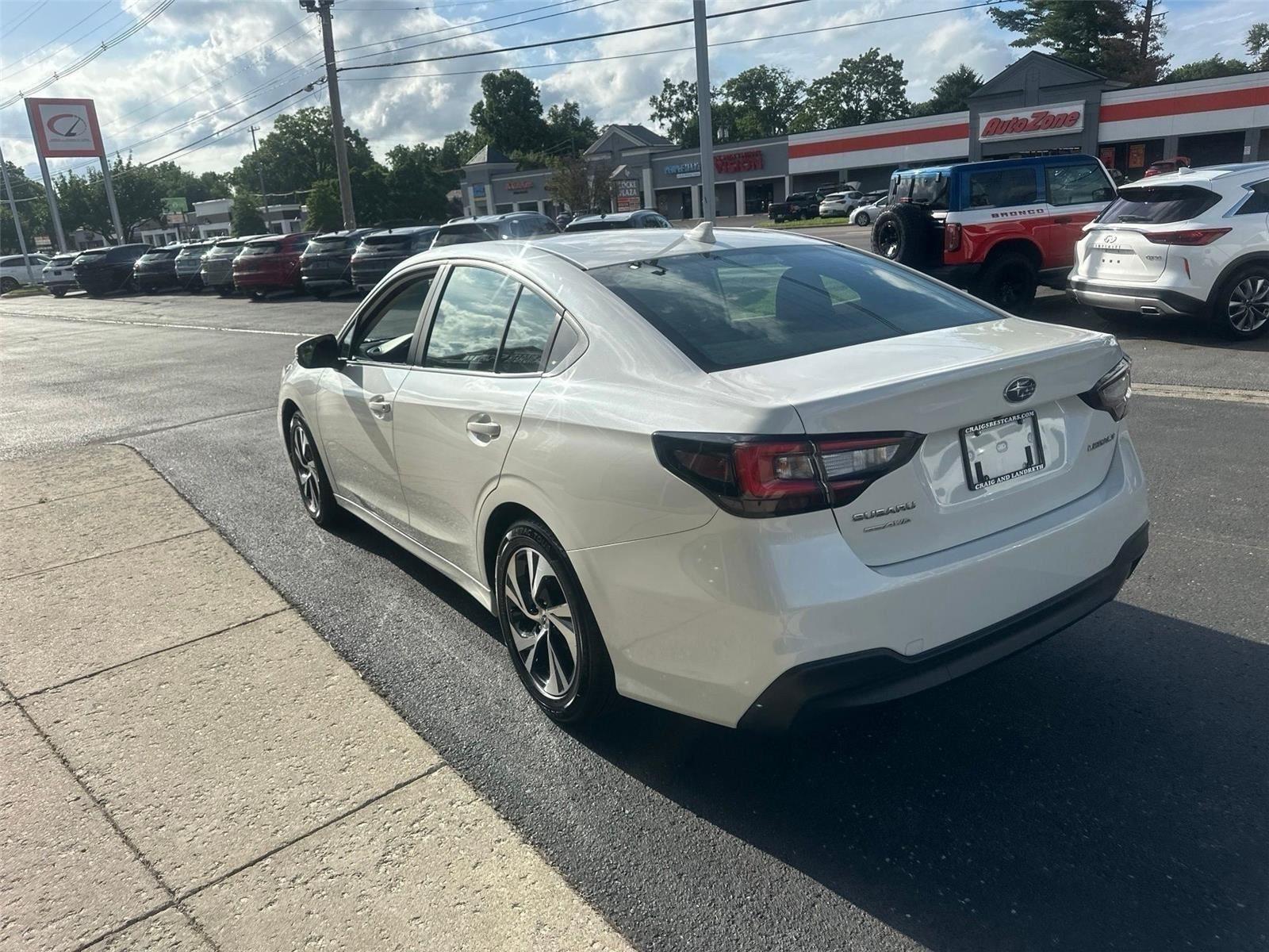 Subaru Legacy Premium 2023
