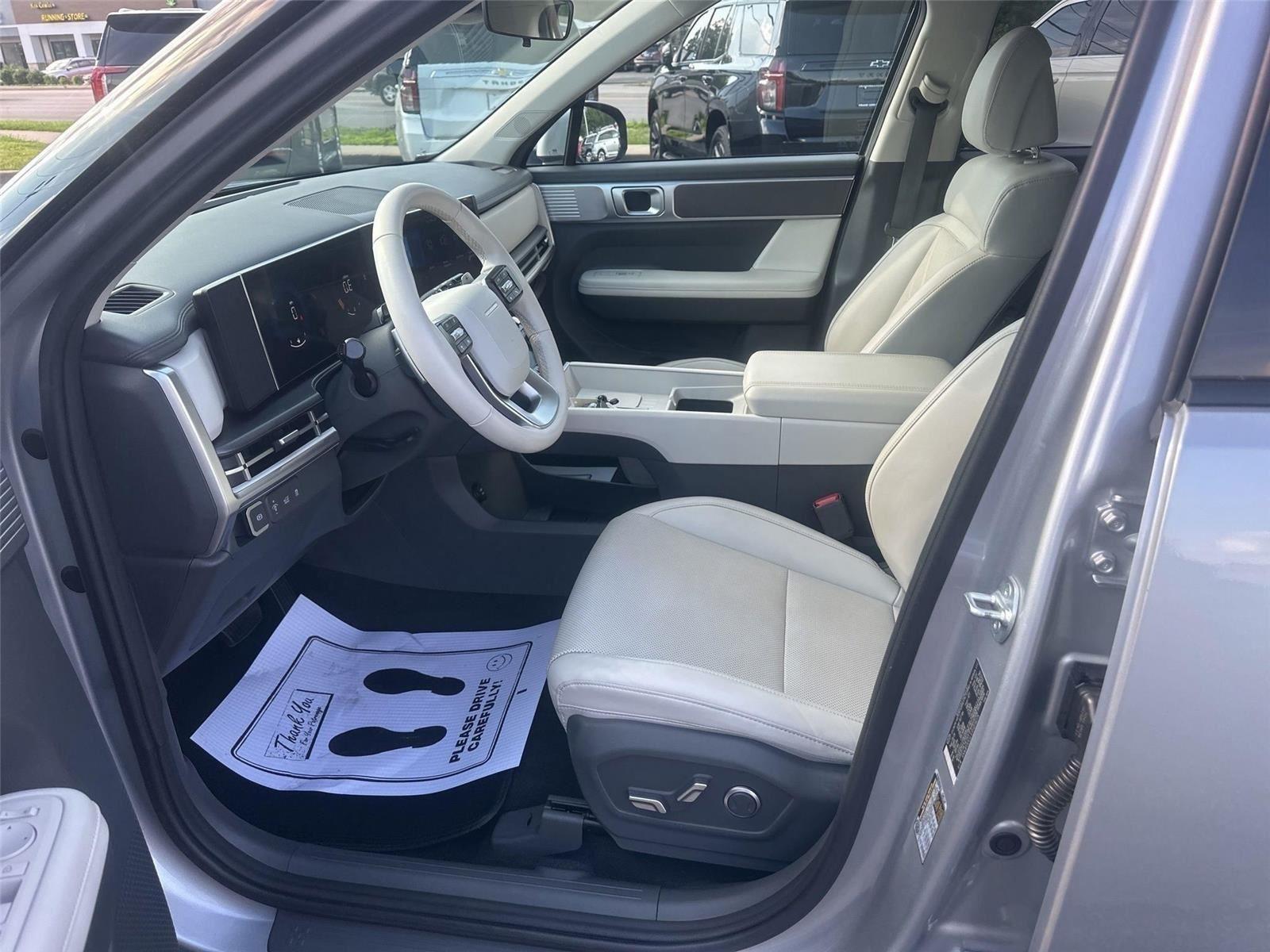 Hyundai Santa Fe SEL AWD 2025