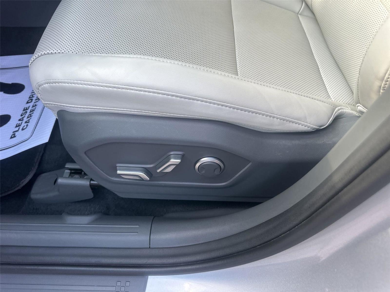 Hyundai Santa Fe SEL AWD 2025