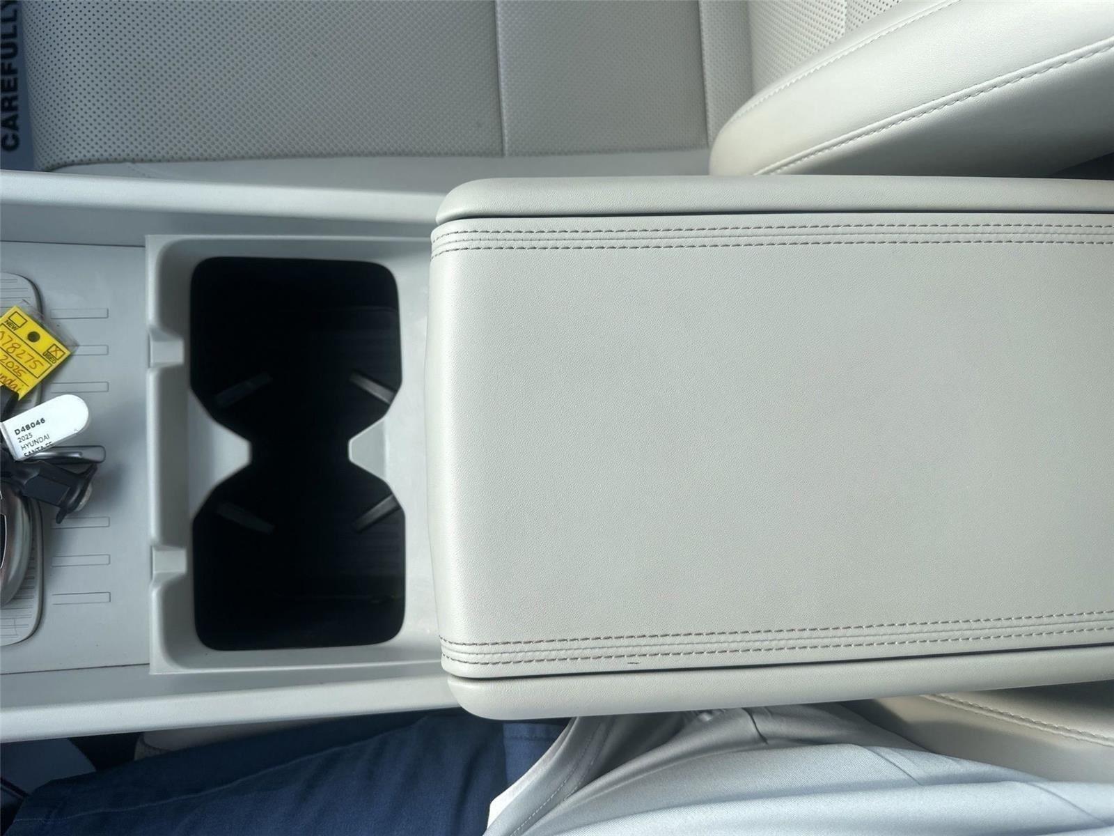 Hyundai Santa Fe SEL AWD 2025