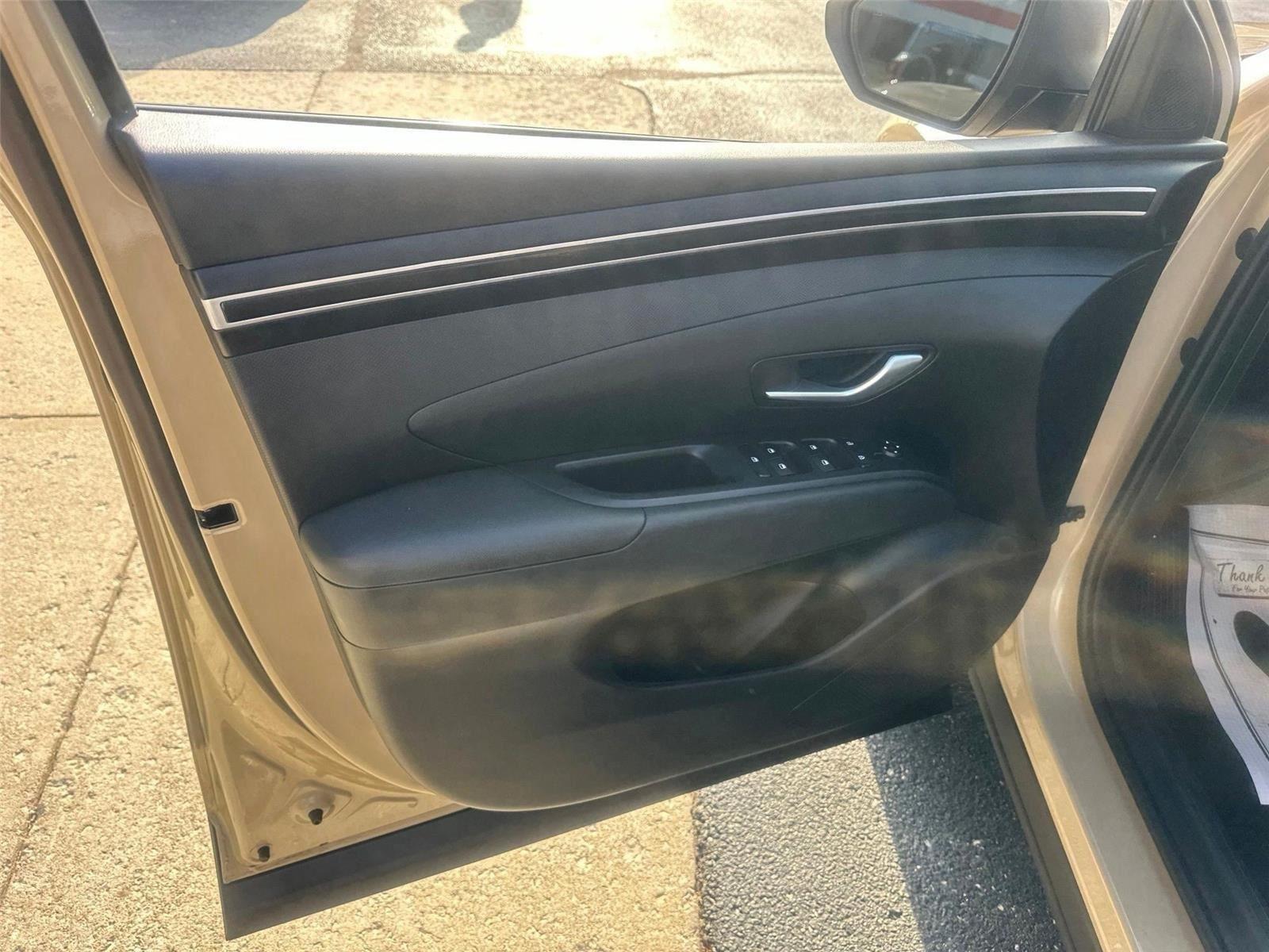 Hyundai Santa Cruz SE AWD 2024