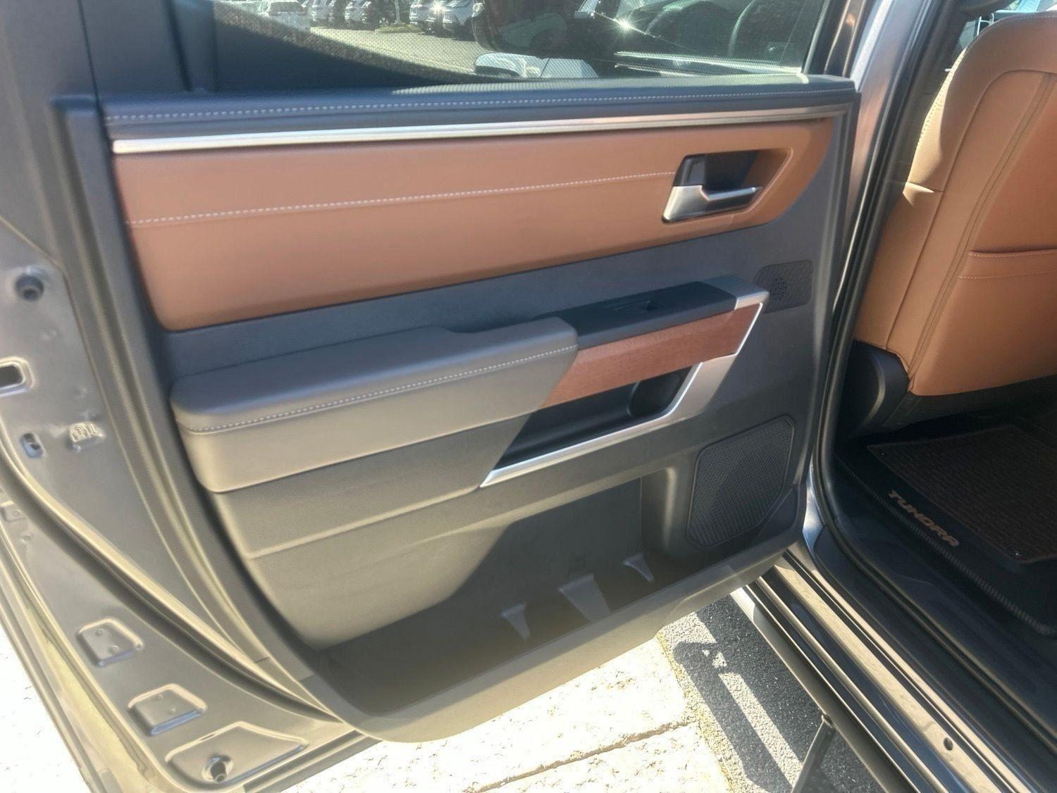Toyota Tundra 1794 CrewMax 4WD Long Bed 2025
