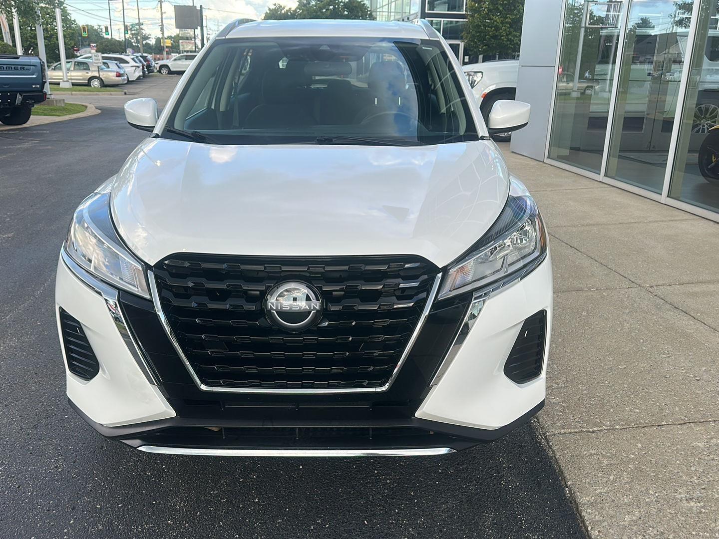 Nissan Kicks SV 2024