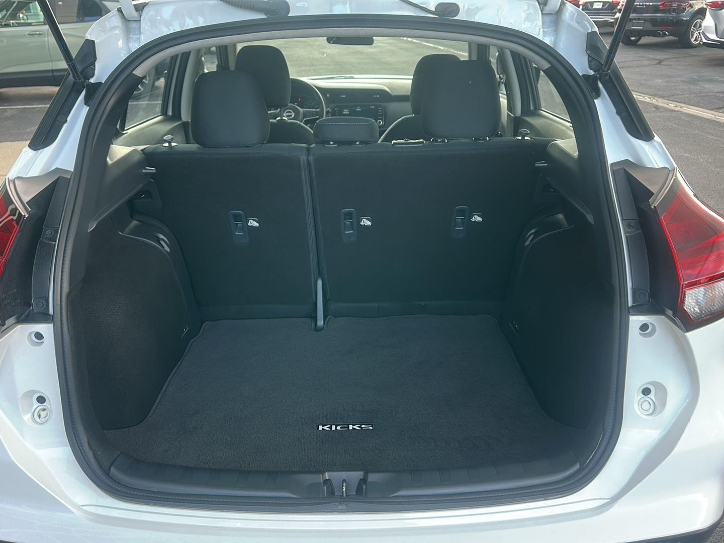 Nissan Kicks SV 2024