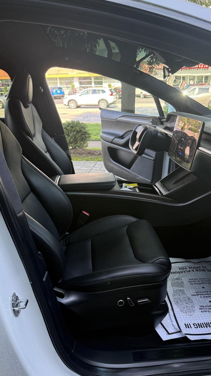 Tesla Model X Plaid 2022