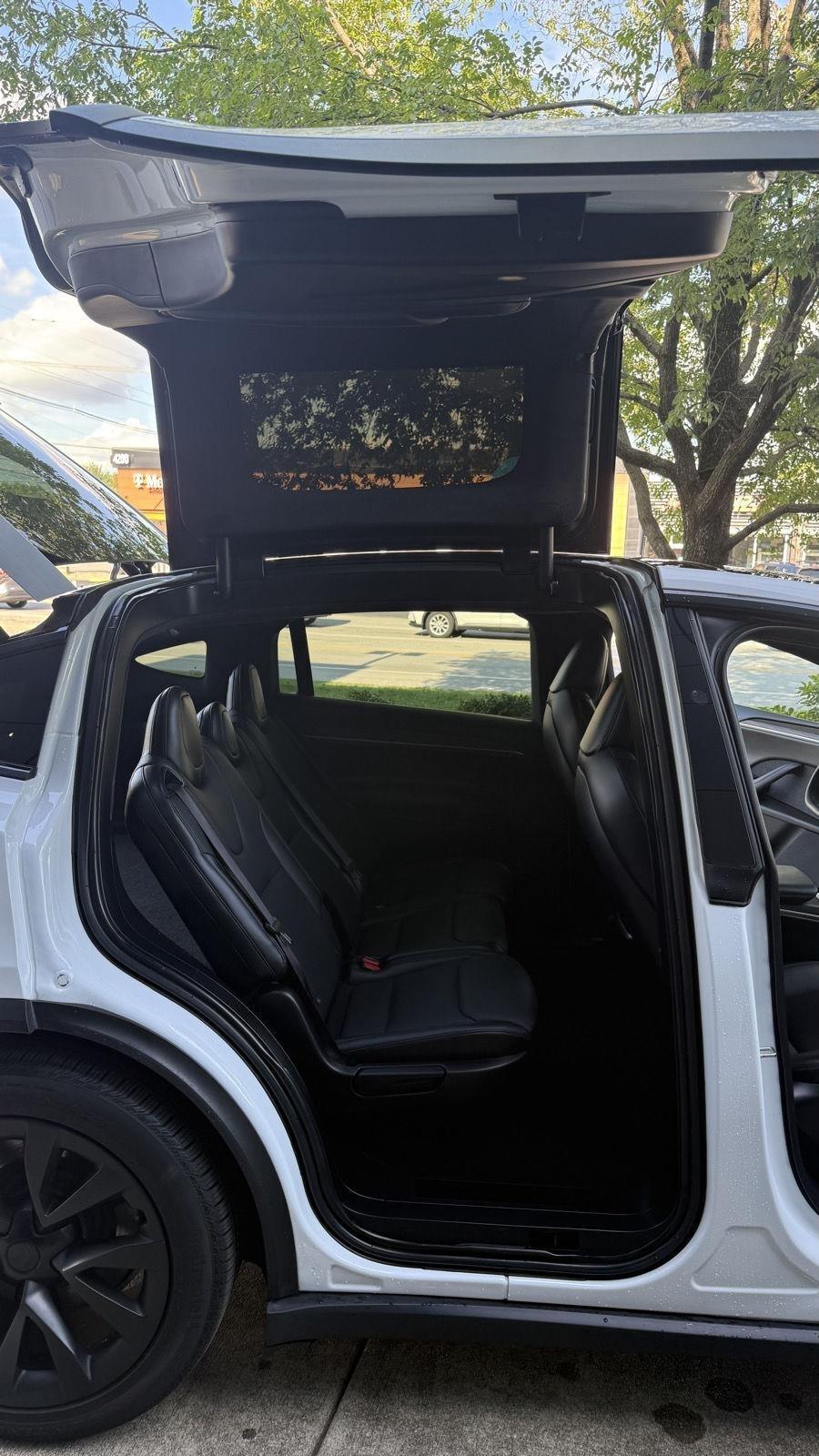 Tesla Model X Plaid 2022