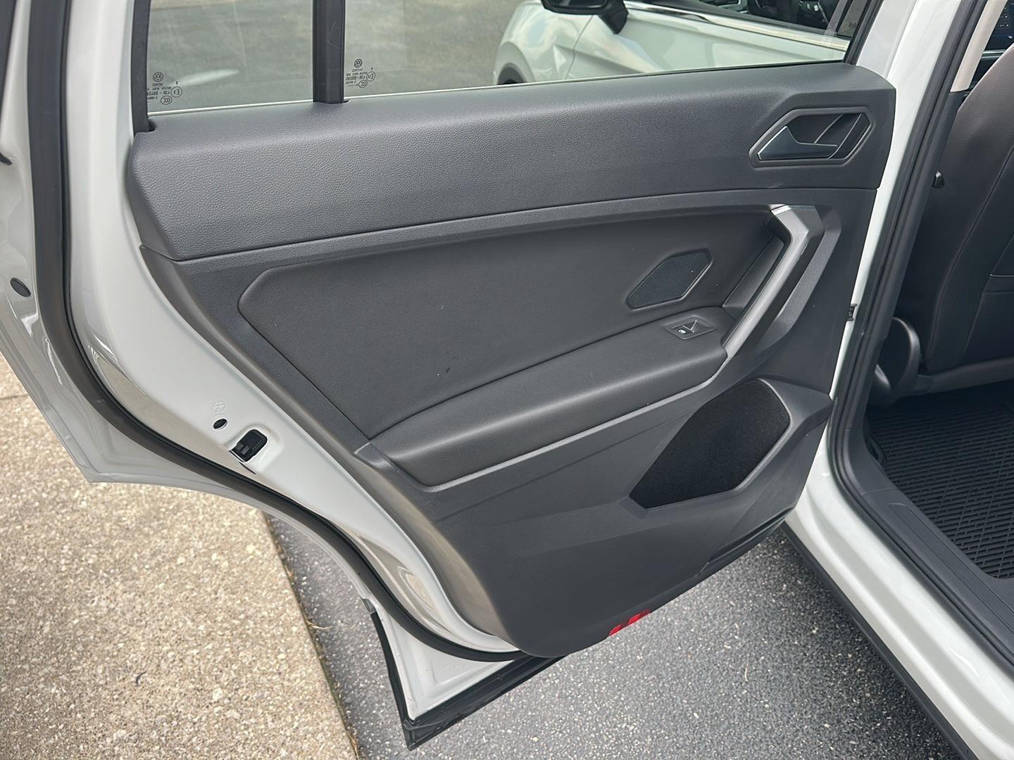 Volkswagen Tiguan SE 4Motion 2021