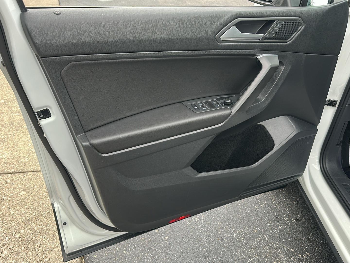 Volkswagen Tiguan SE 4Motion 2021