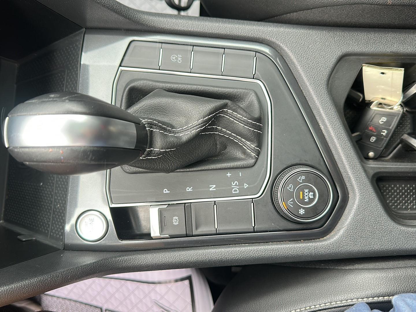 Volkswagen Tiguan SE 4Motion 2021
