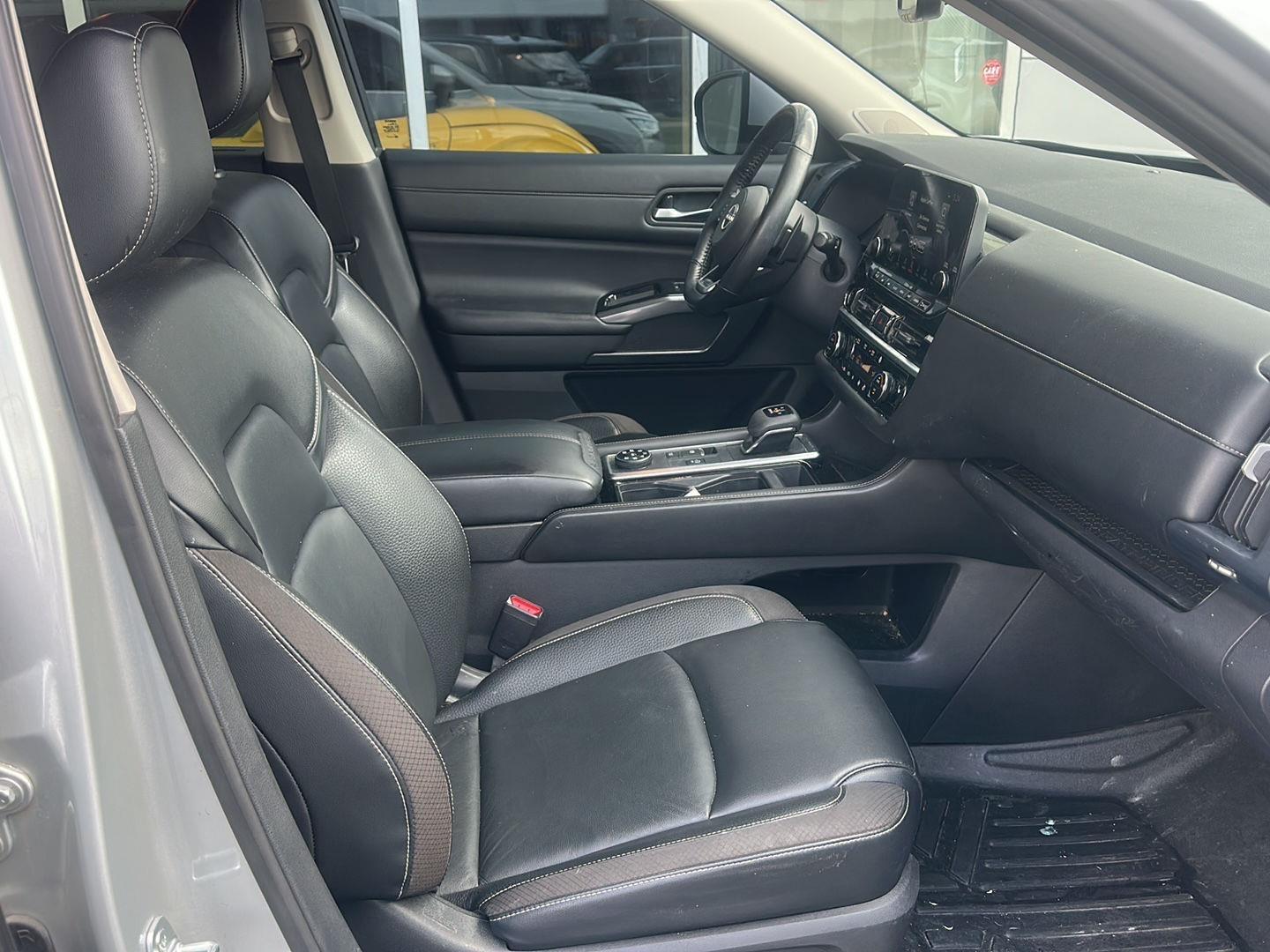 Nissan Pathfinder SL 4WD 2022