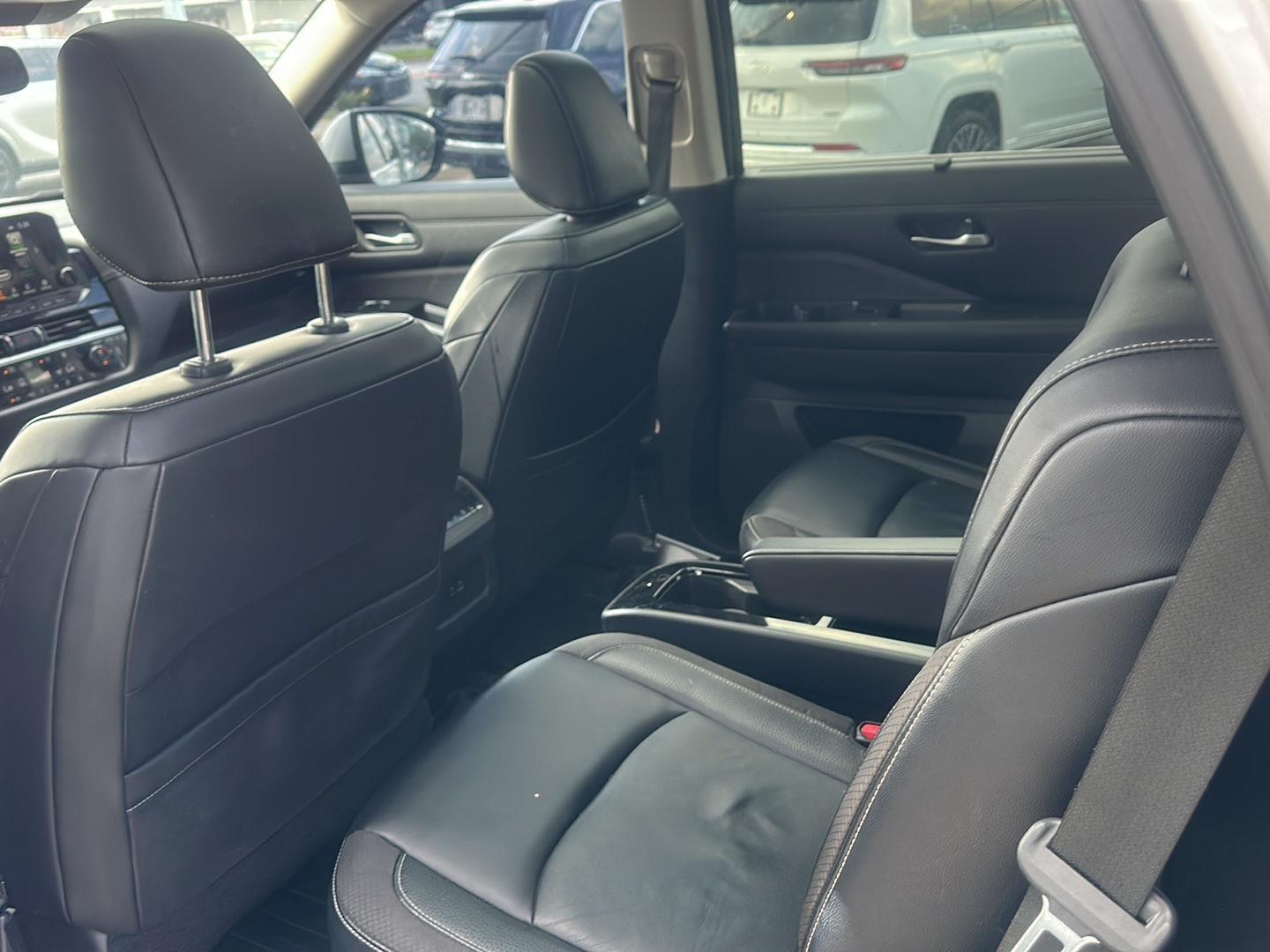 Nissan Pathfinder SL 4WD 2022