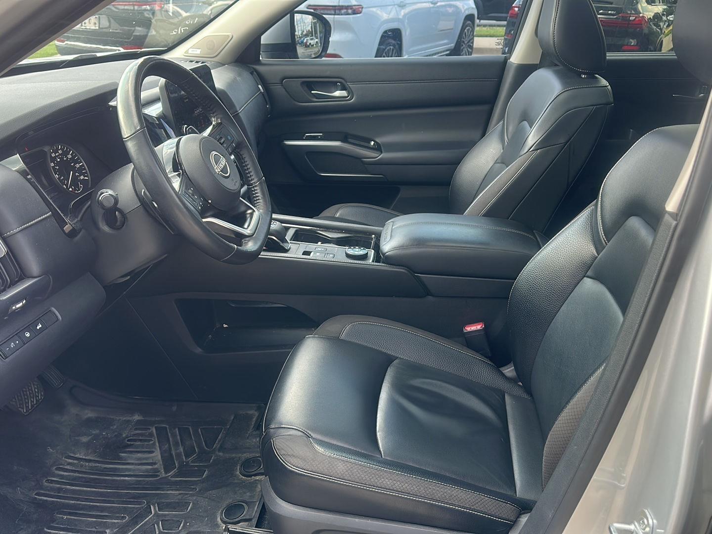Nissan Pathfinder SL 4WD 2022