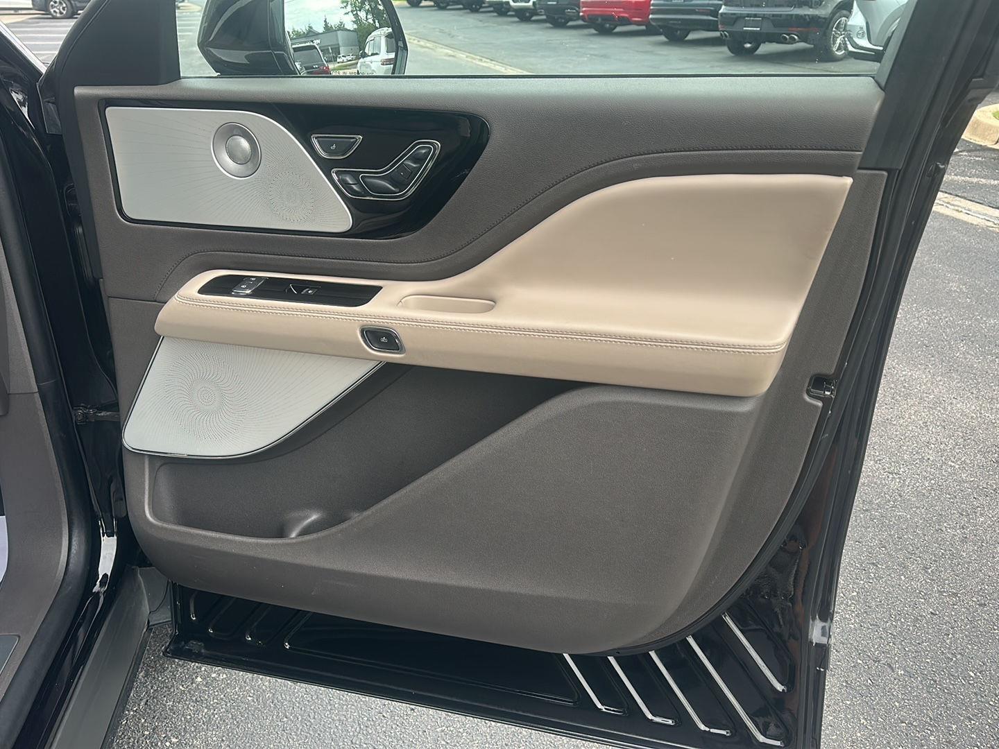 Lincoln Aviator Reserve AWD 2021