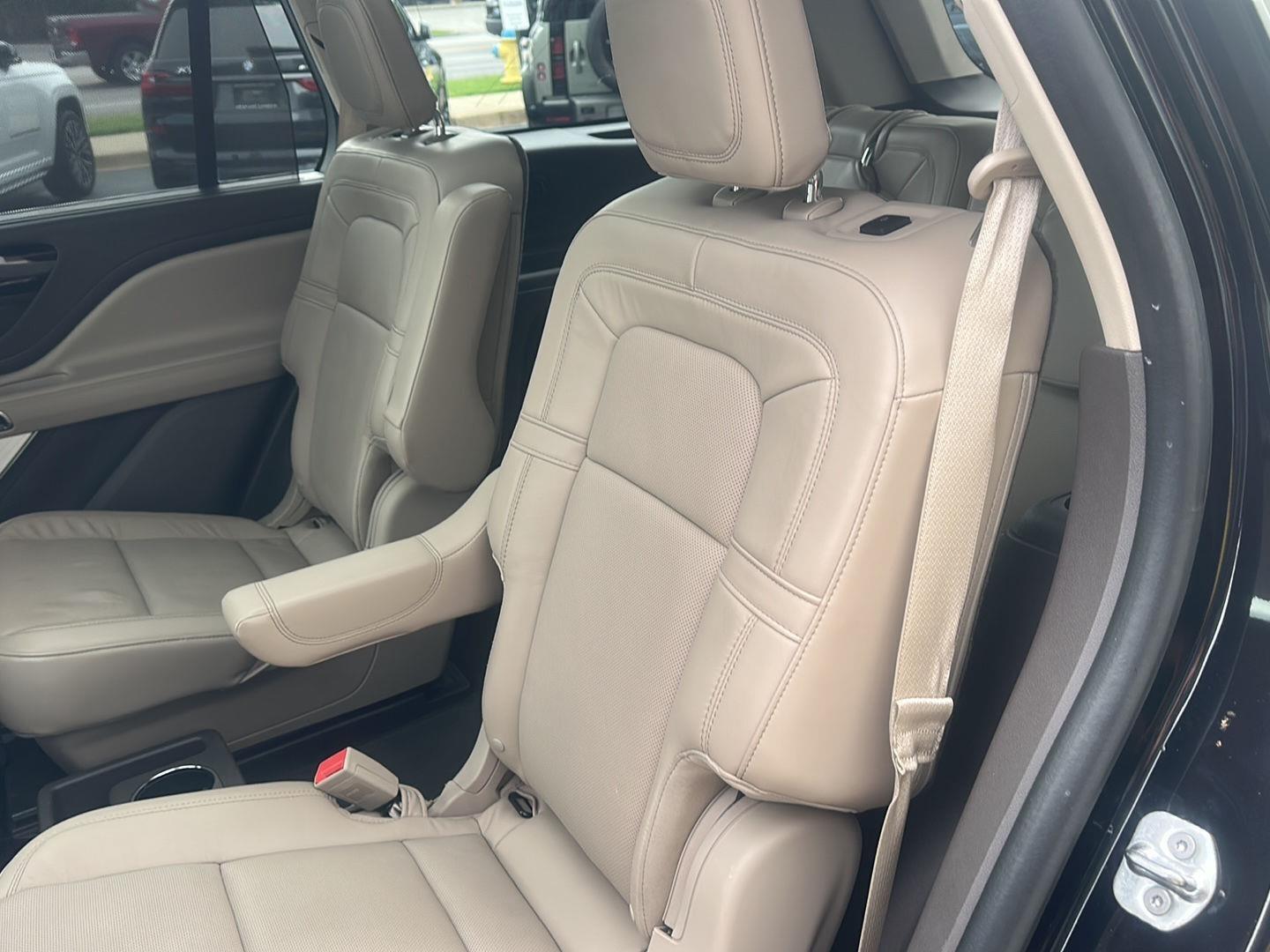 Lincoln Aviator Reserve AWD 2021