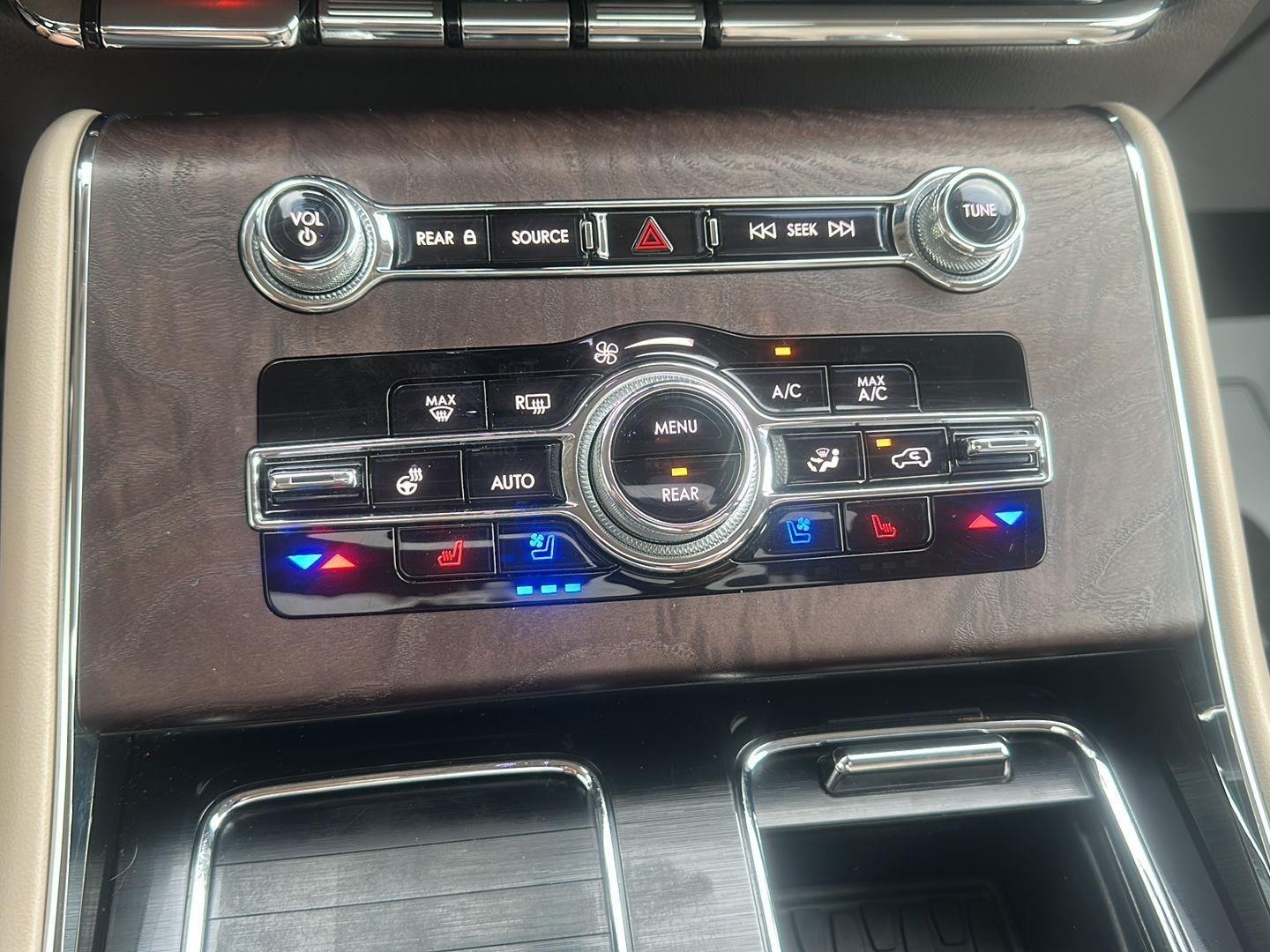 Lincoln Aviator Reserve AWD 2021