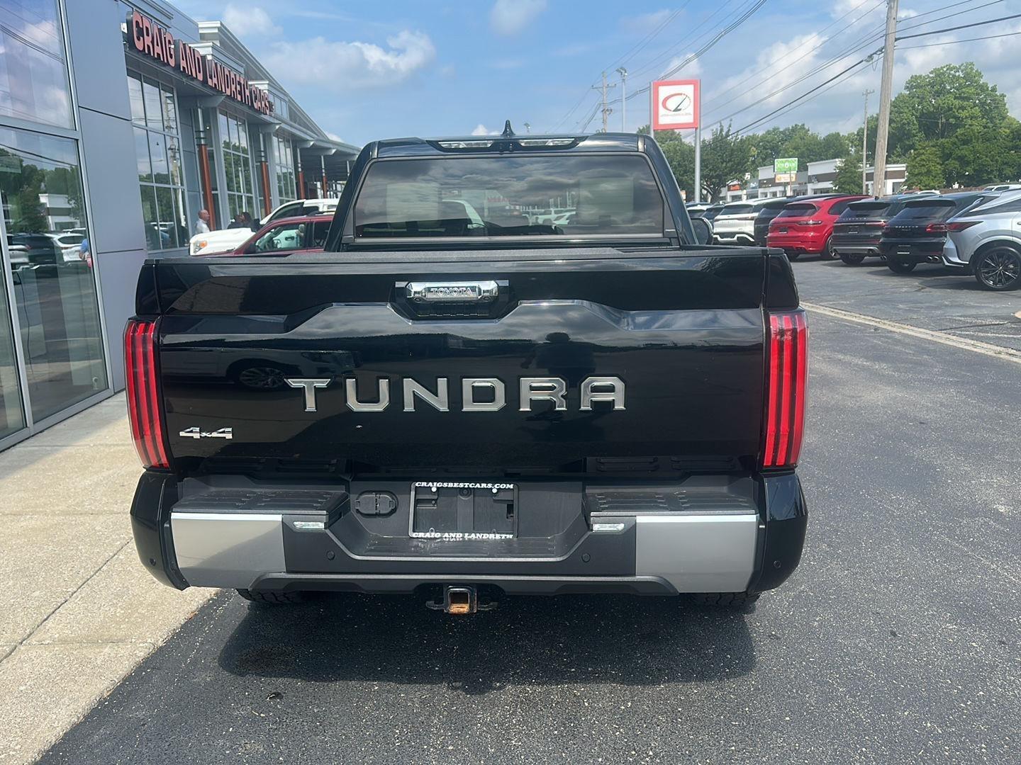 Toyota Tundra Capstone CrewMax 4WD Hybrid 2022