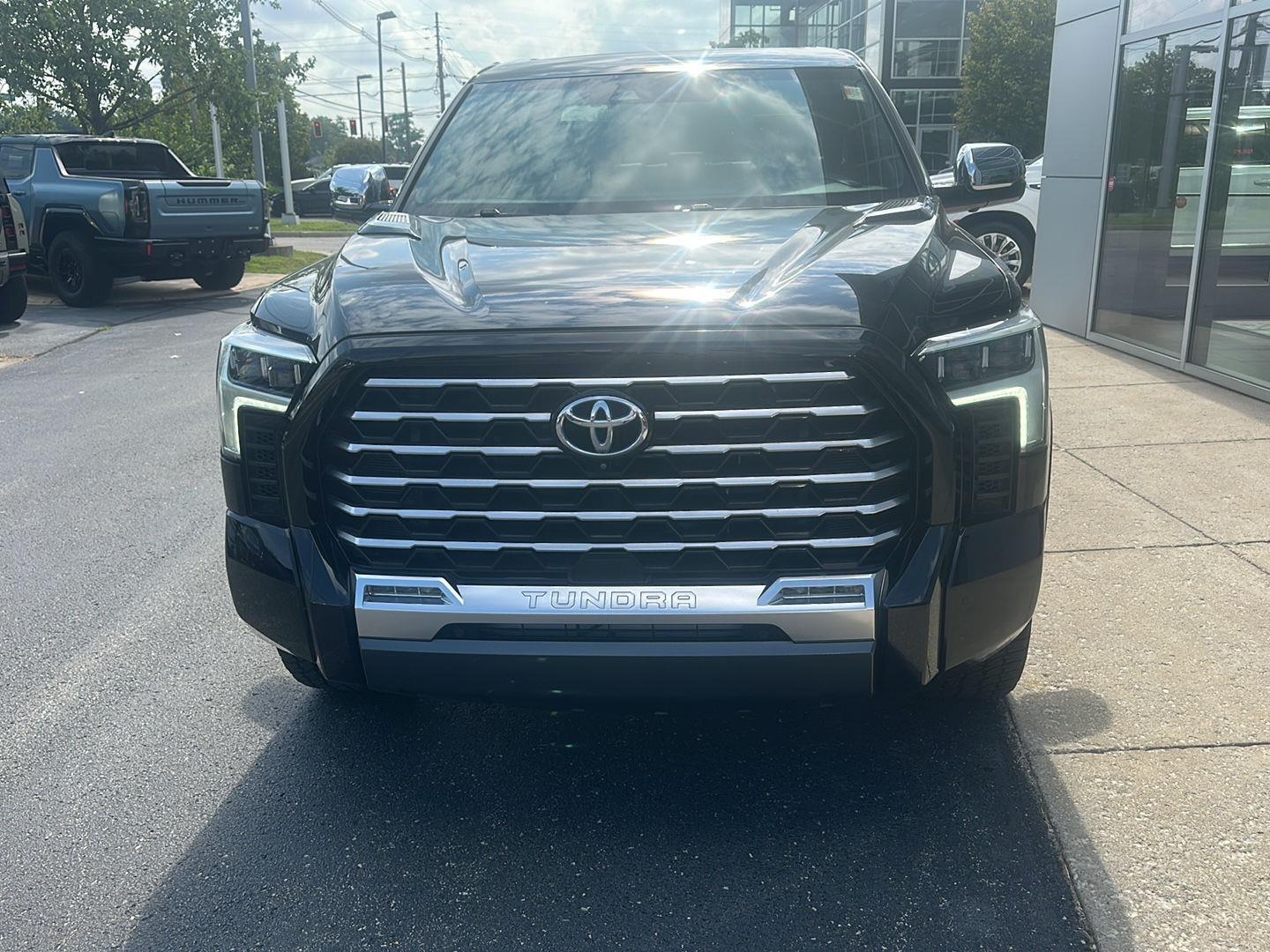 Toyota Tundra Capstone CrewMax 4WD Hybrid 2022